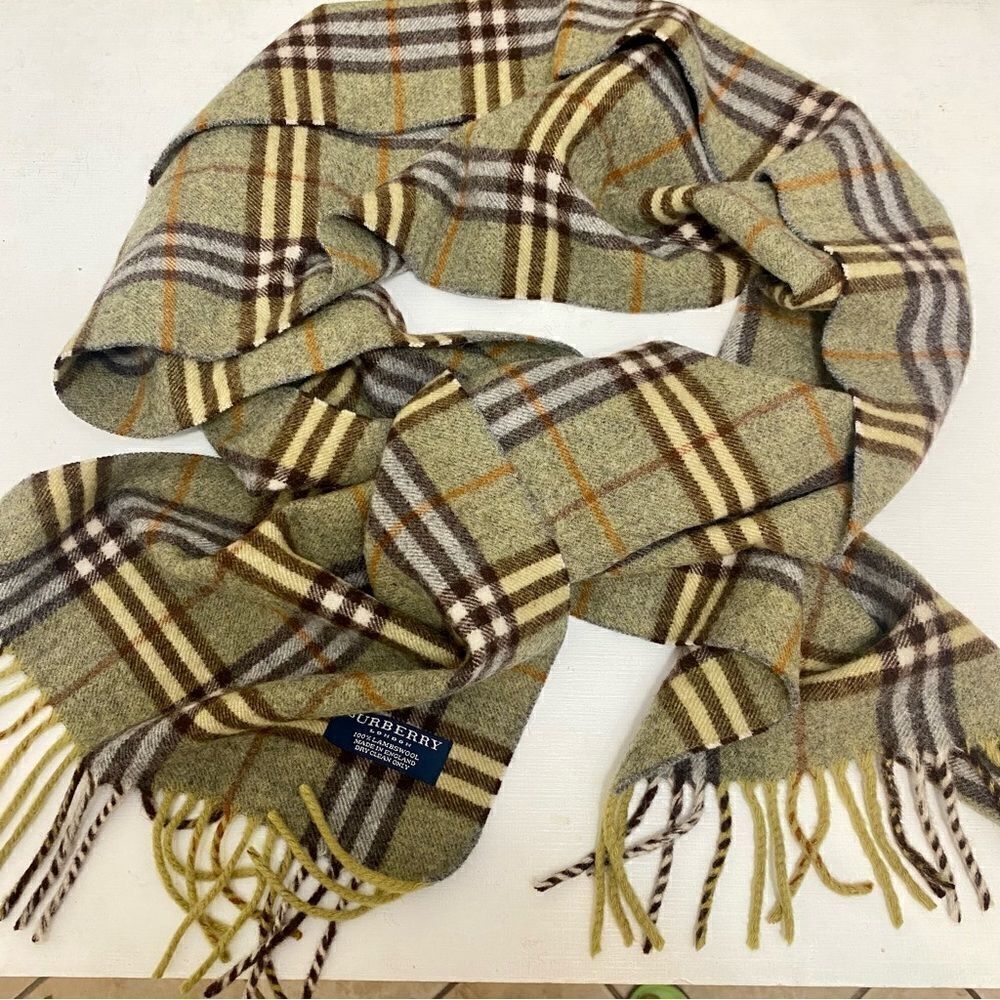BURBERRY Nova Check Lambswool Scarf olive Green